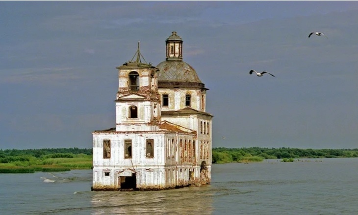 Как спасали храм-маяк в Крохино