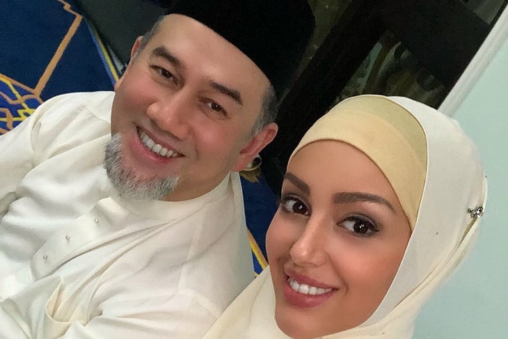 Король Малайзии с женой