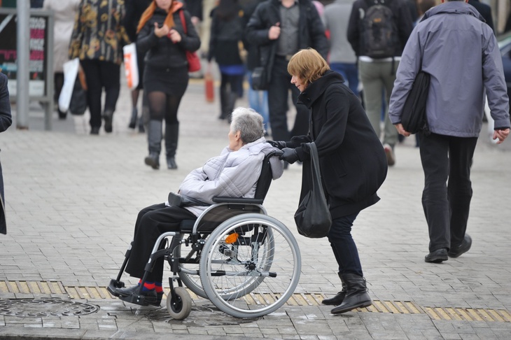 Правительство не поддерживает законопроект о досрочной пенсии по уходу за инвалидами.