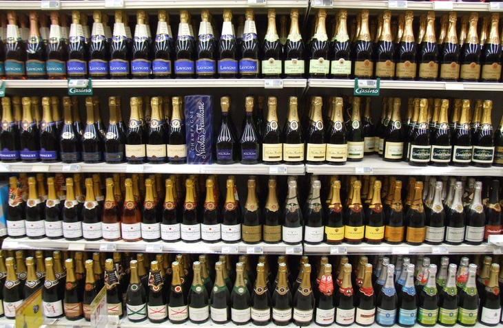 Эксперт: детское шампанское пропагандирует алкоголизм 