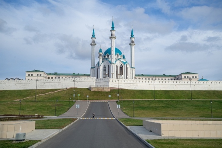 Вид на казанскую мечеть Кул-Шариф