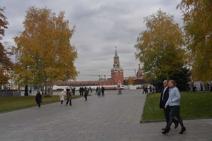 На Ивановской площади Кремля