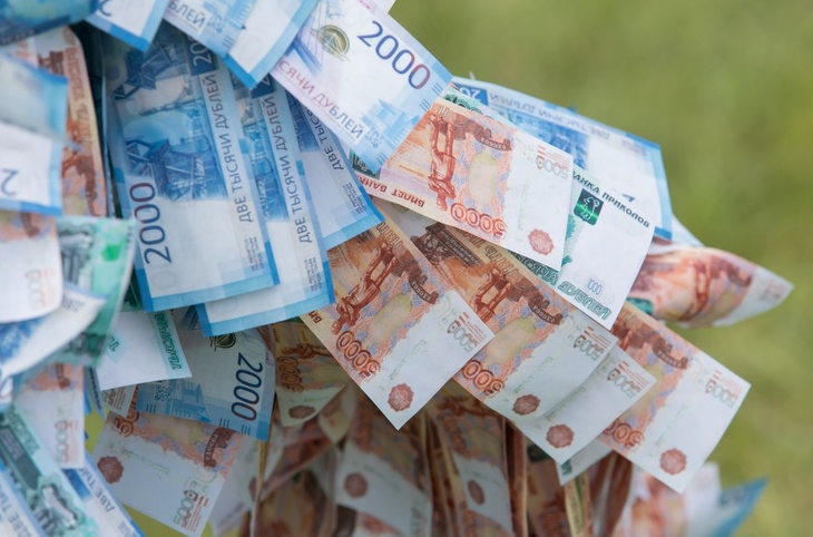 «Это фейк»: эксперт усомнился в том, что рубль – это лучшая валюта