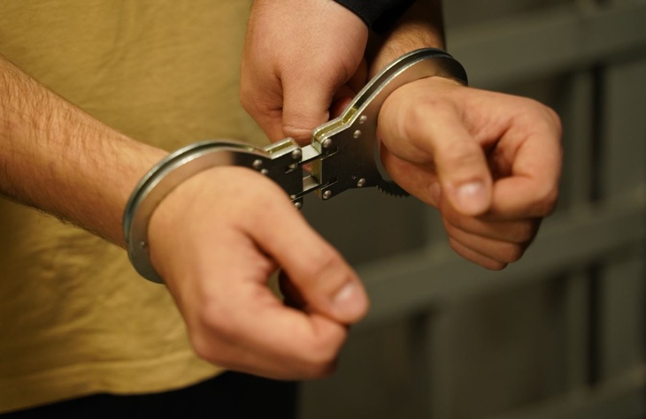 Полицейские ищут заключенного, сбежавшего из психбольницы Читы