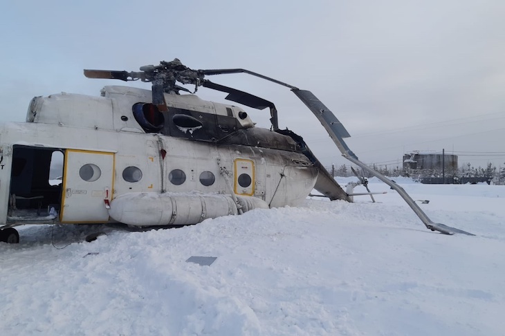 После аварийной посадки вертолета Ми-8 возбуждено уголовное дело