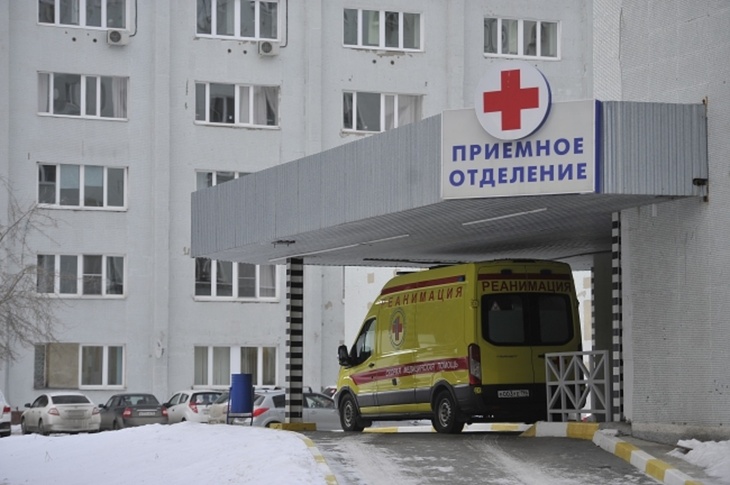 "Скорая помощь" у екатеринбургской больницы