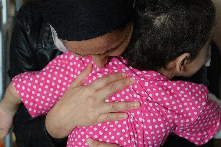 Избитую тетей девочку из Ингушетии выпишут из больницы в среду