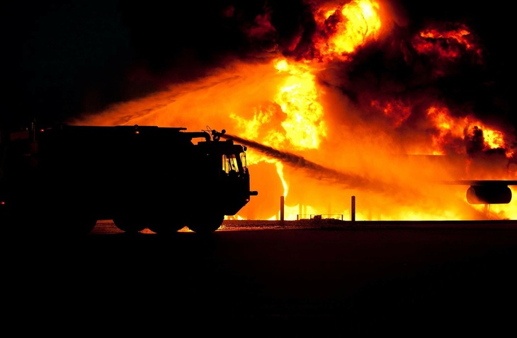 В Ухте на заводе по переработке нефти вспыхнул пожар