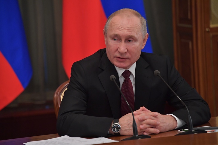 Путин: врачам дадут спецвыплаты