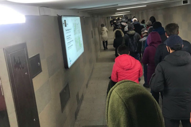 Пропускная система спровоцировала пробки в московском метро 