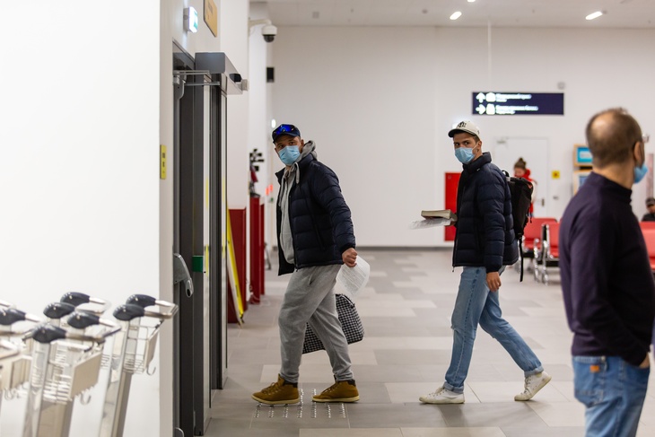 Вирусологи уверены в победе над коронавирусом после возвращения всех россиян