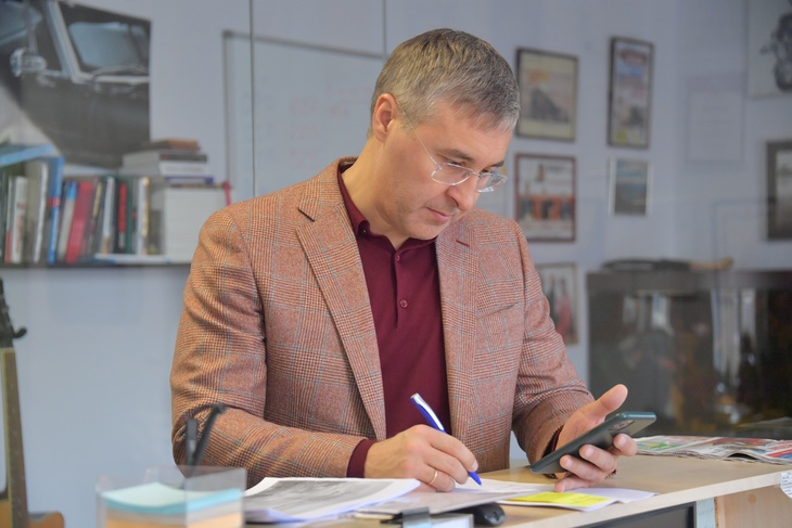 Глава Минобрнауки Валерий Фальков вернулся к работе после COVID-19