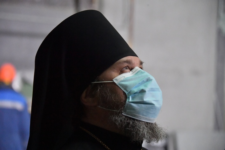 Ослушник: священник лишился храма из-за непризнания коронавируса