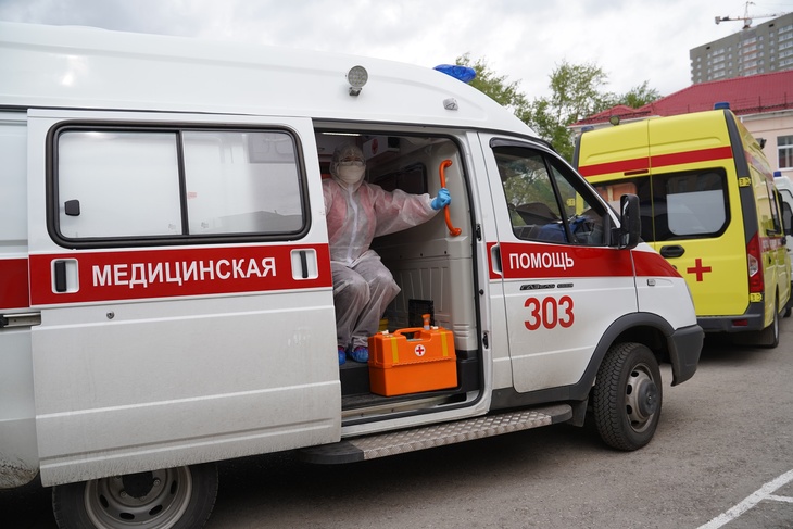 Новый минимум: в России выявили 8338 новых случаев коронавируса 