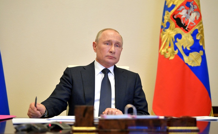 Путин поручил регионам принять решение о снятии карантина