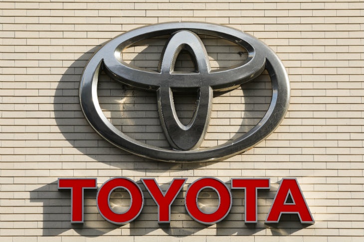 Стало известно, почему Toyota изменила свой логотип