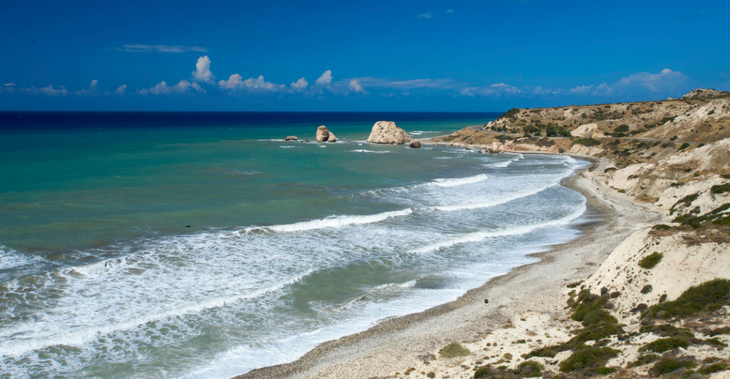 Полетят не все: кого не пустят на Кипр с 28 августа