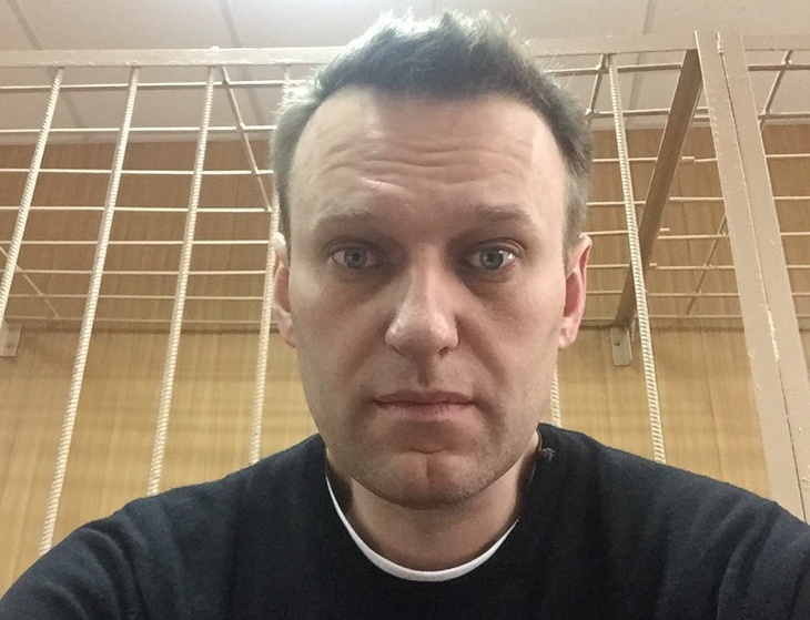 Токсическое отравление: Навального подключили к ИВЛ 