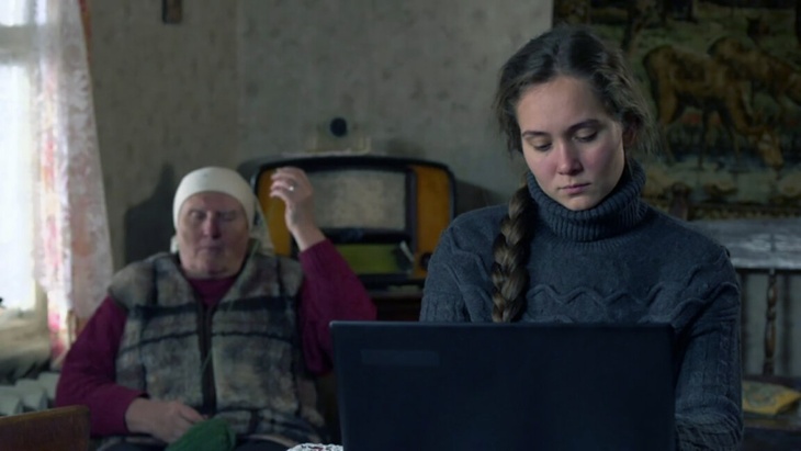 «Внучка» героини сериала «Слепая» вымогала деньги у россиян 
