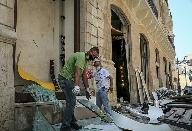 Через месяц после взрыва в Бейруте под завалами нашли признаки жизни
