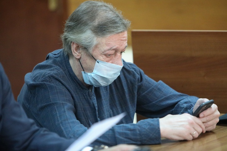 Второй раунд суда: новые адвокаты Ефремова устроили торг с потерпевшим
