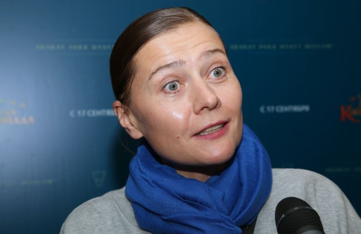 Мария Голубкина поддержала жену Ефремов: «Муж в тюрьме не изменяет»