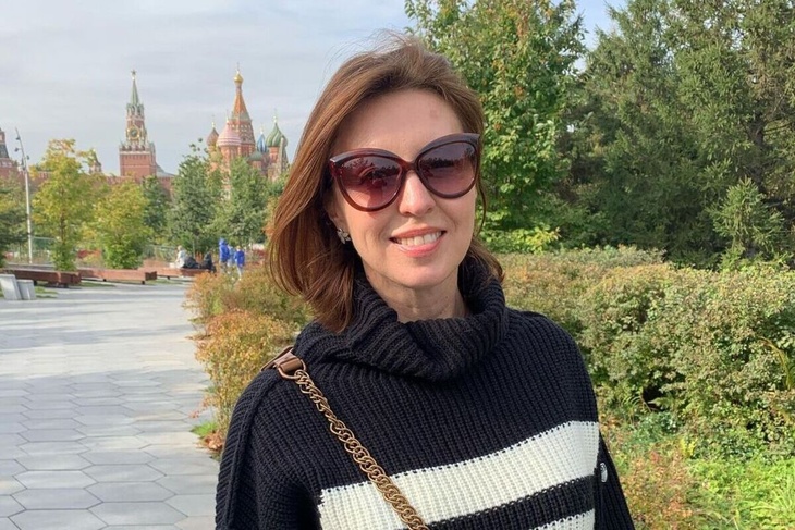 «Поделитесь секретом молодости»: 50-летняя Сенчукова поразила фанатов изменениями