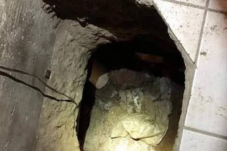 Мексиканские страсти: мужчина прорыл тоннель под кровать замужней любовницы