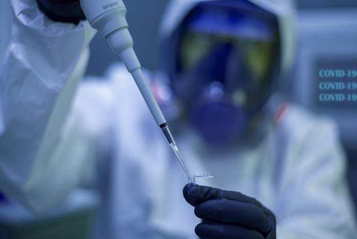 «Какая-то мутная ругань»: Мясников поставил точку в споре о том, чья вакцина лучше