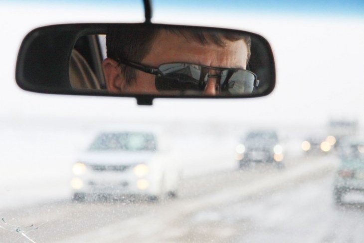 Автоэксперт перечислил правила, которые помогут завести автомобиль в любой мороз