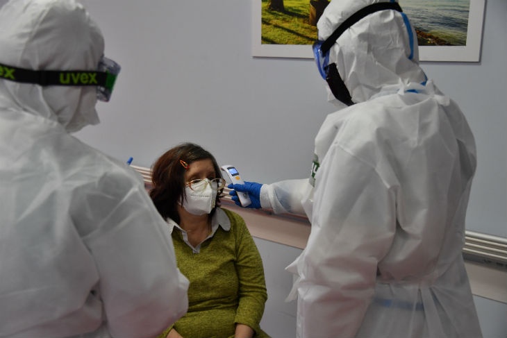 Роспотребнадзор заявил о стабилизации ситуации с пандемией в России