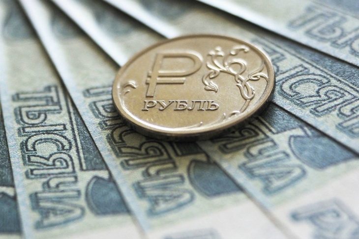 Известна судьба рубля после начала покупок валюты Минфином