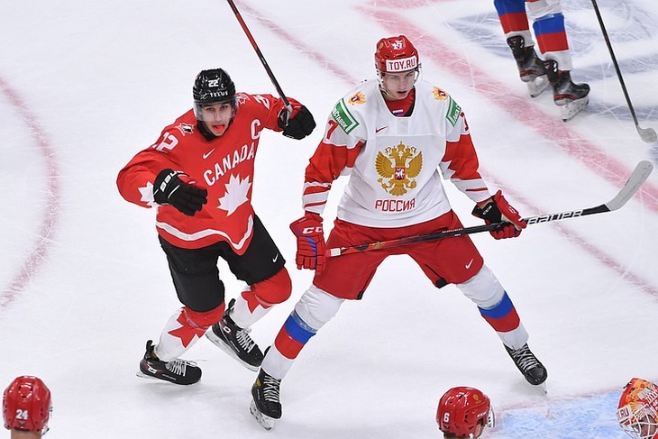 Сборная Канады разгромила российскую молодежную сборную со счетом 5:0.