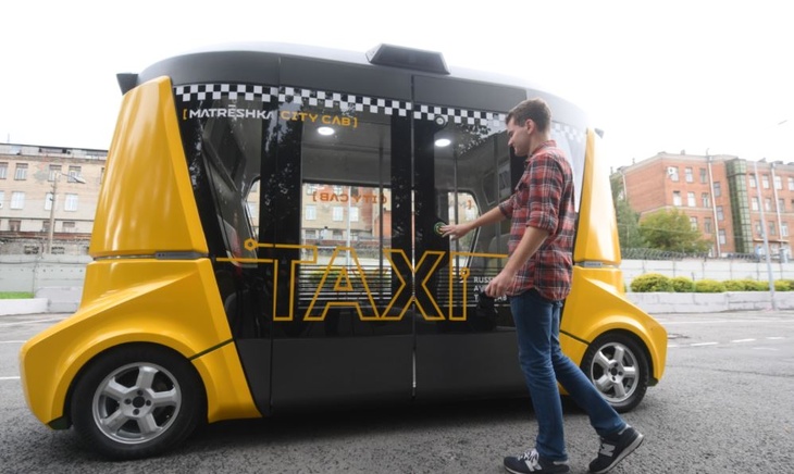 В России анонсировали запуск беспилотных такси