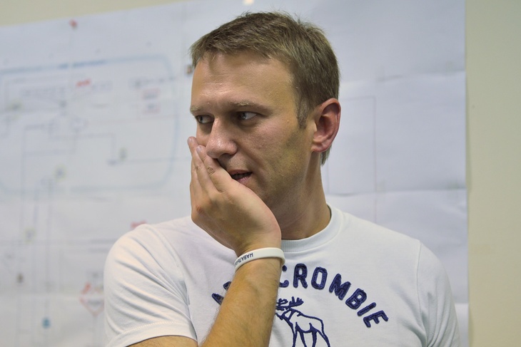 По приговору суда Алексей Навальный проведет в колонии общего режима 2 года и 8 месяцев