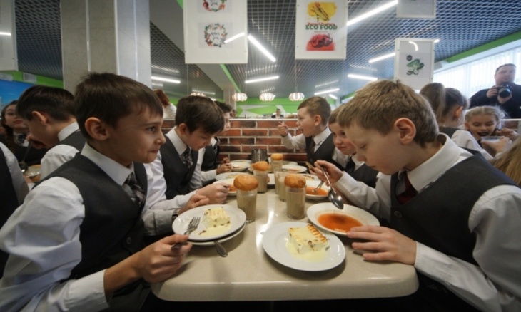 Эксперт о контроле питания в школах: «Ответственность лежит на директоре»