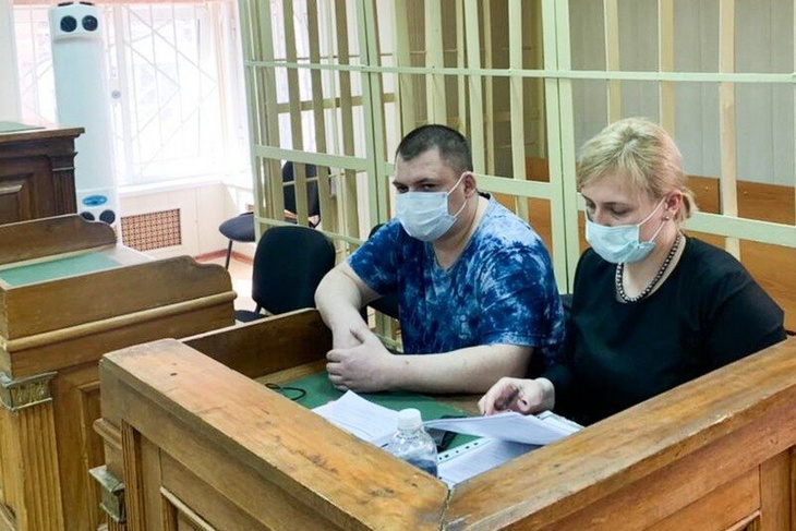 «Моя вина еще не доказана»: обвиняемый в лжесвидетельстве по делу Ефремова предстал перед судом