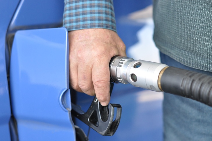 Аналитик оценил ситуацию с ценами на бензин после введения нового демпфера