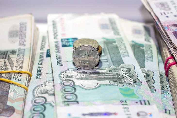 Миллиарды по процентам: в России «налог на богатых» могут повысить до 18%