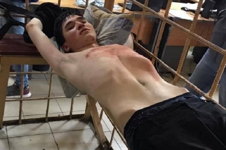 Педагоги дали неожиданную характеристику парню, расстрелявшему казанскую школу 