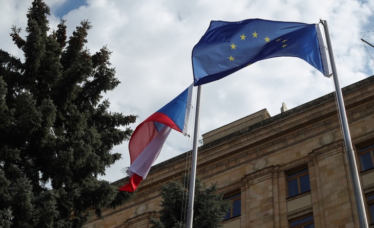 Политолог Баширов заявил, что ЕС профинансирует молодых политиков из-за закона об иноагентах