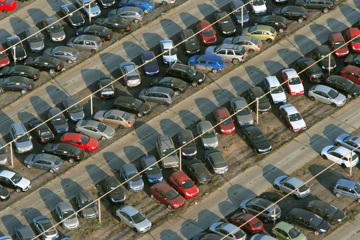 Здесь не занято: как россиянам хотят упростить поиски свободного места на парковках