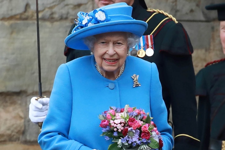 Елизавета II первой поздравила Меган Маркл с 40-летием