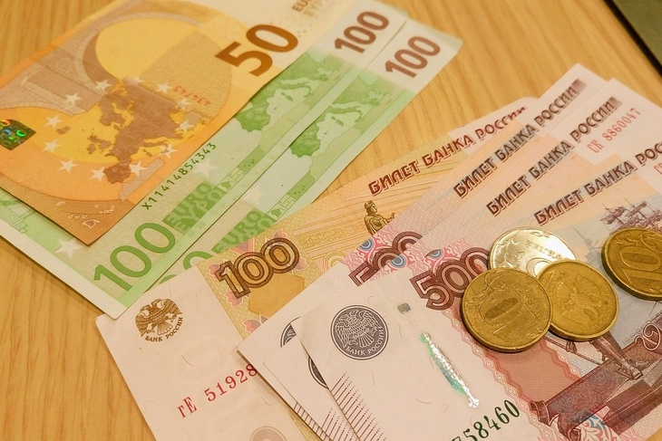 Аналитик дала прогноз по курсу валют на сентябрь 
