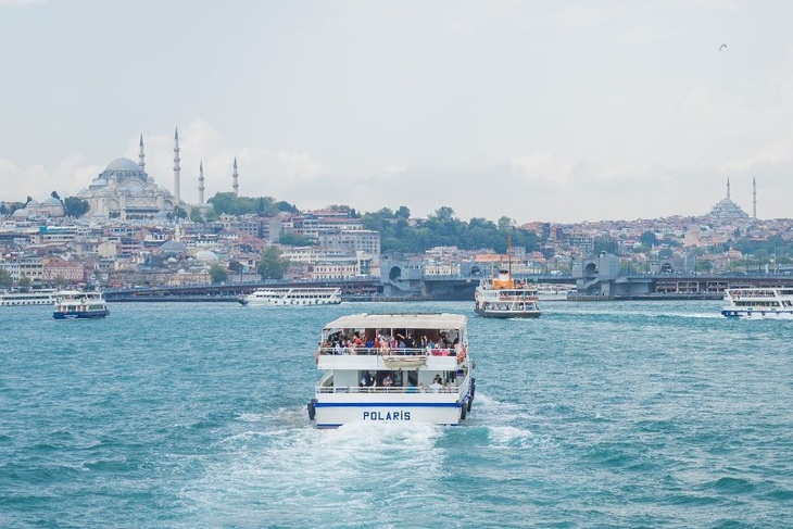 В погоне за уходящим сезоном: кому в Турции предлагают отели с 50% скидкой