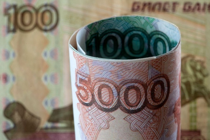 Осенние колебания рубля: каким будет курс, что может повлиять на его падение