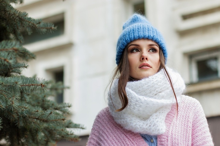 Опрос показал, сколько россиян ходят зимой без шапки