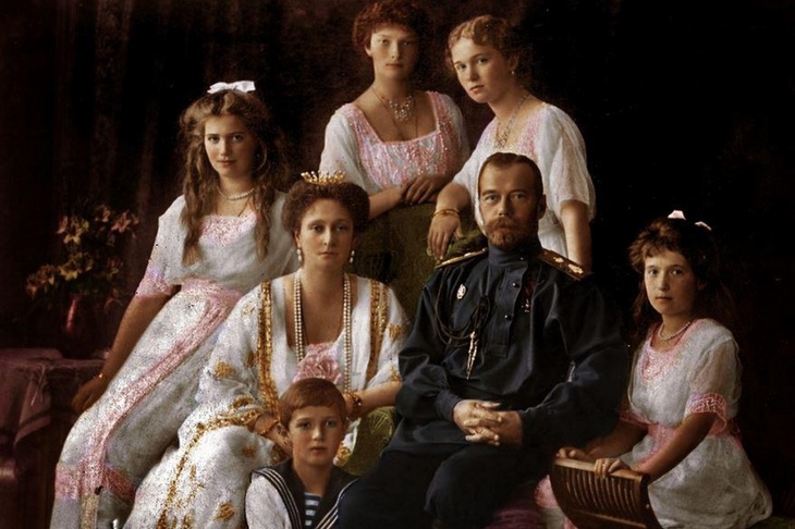 Военные проверят участие почетного караула в венчании потомков Романовых