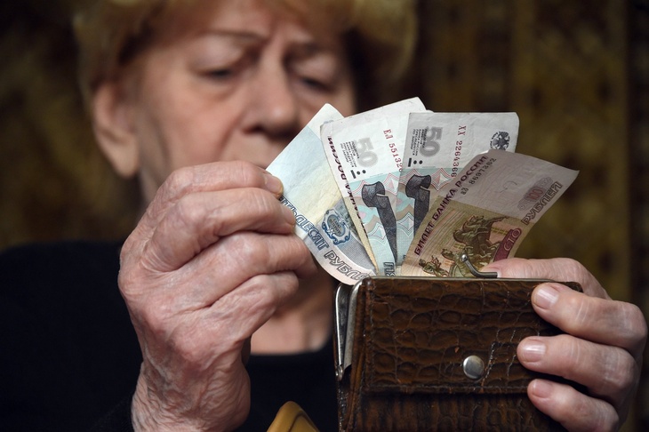Оставят без шести тысяч: в ПФР объяснили, кто лишен права на повышение пенсии в 80 лет