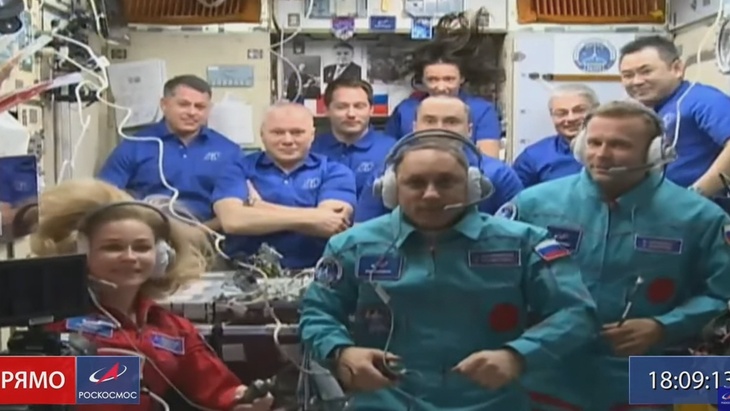 Видео: Пересильд, Шипенко и Шкаплеров пообщались с Землей с борта МКС